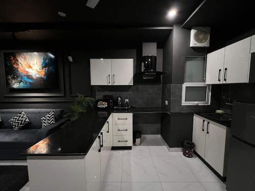 Luxor Apartments & Suites