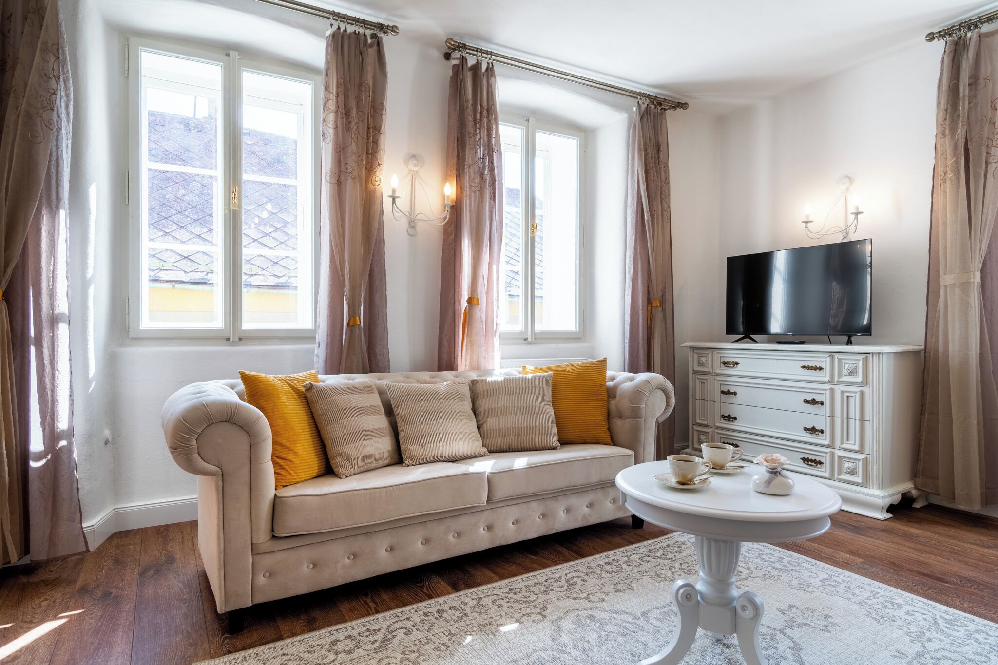 Suite Deluxe, vasca da bagno | Area soggiorno