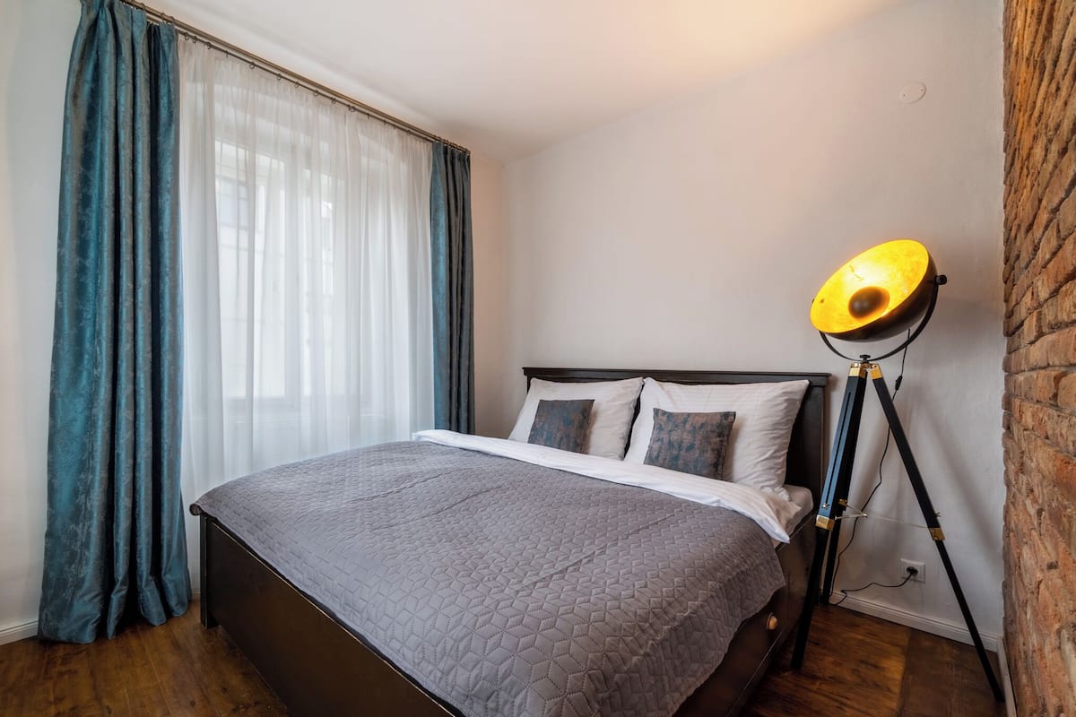 Apartamento Deluxe, cocina | Caja fuerte, sistema de insonorización, wifi gratis