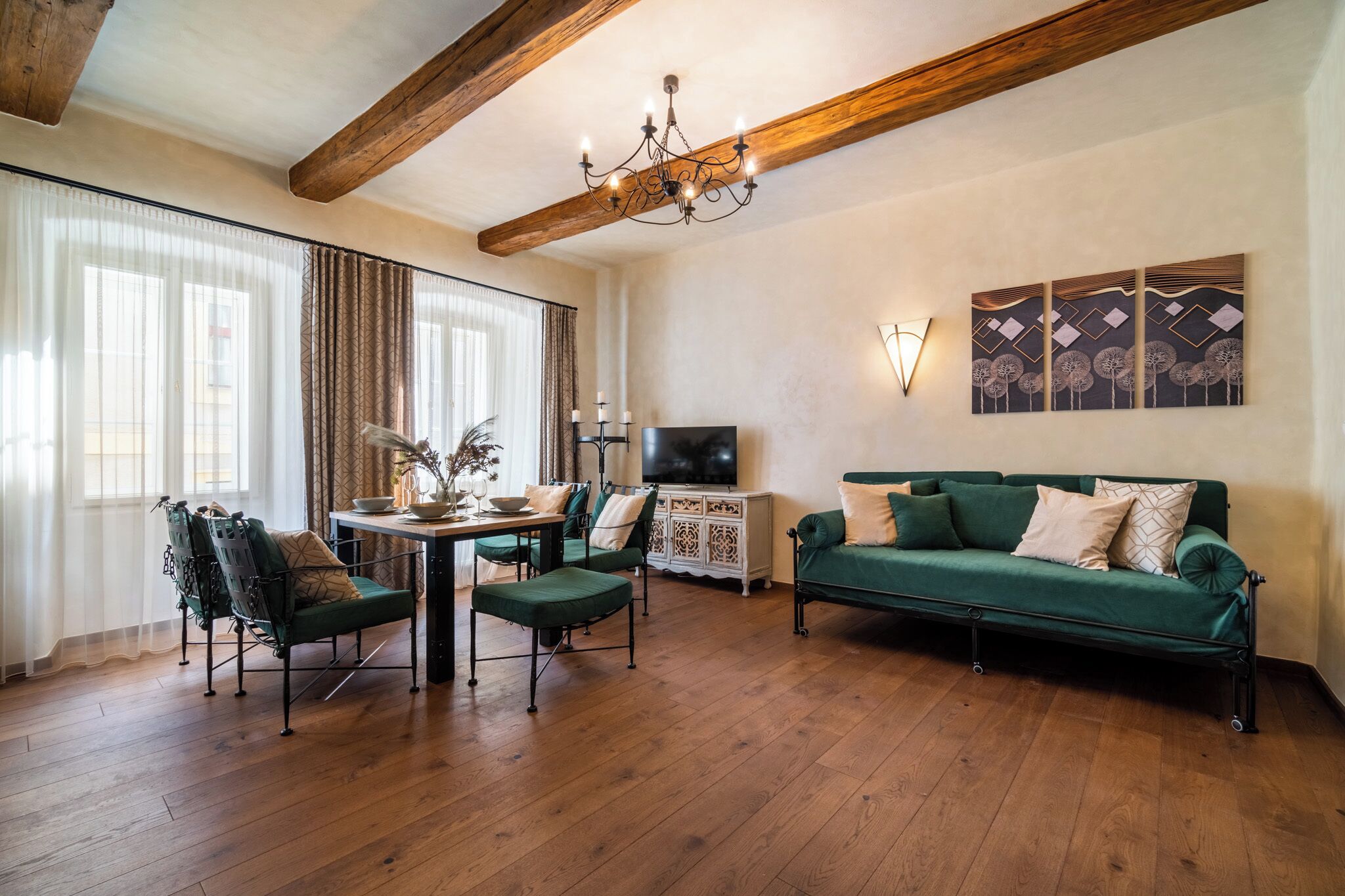 Deluxe Suite, Ground Floor | Ruang tamu