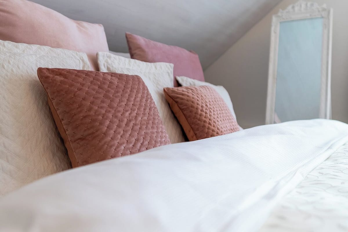 Superior-Doppelzimmer, Gartenblick | Minibar, Zimmersafe, schallisolierte Zimmer, Bügeleisen/Bügelbrett