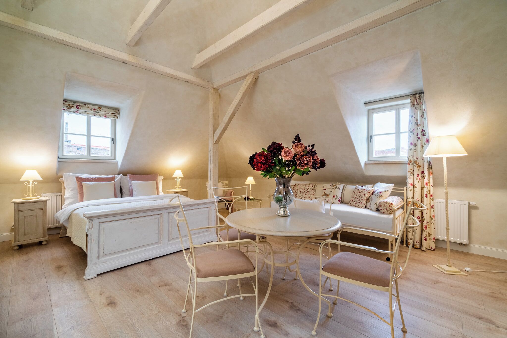 Triple Room, City View | Peti besi dalam bilik, kalis bunyi, Wi-fi percuma 