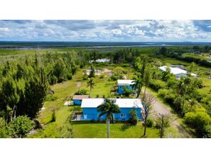 Exterior - 3-bedroom ground floor complete unit with a shared pool in beautiful pine island (Saint James City)