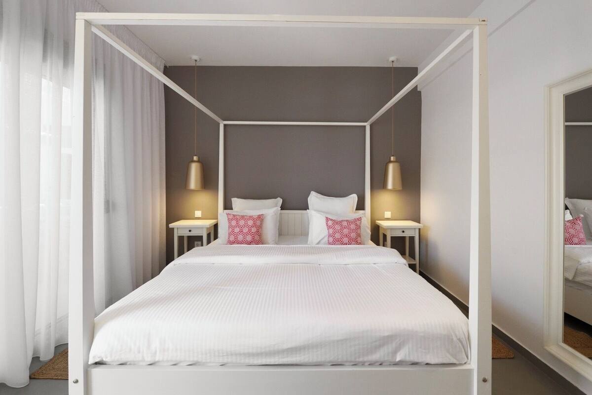 Family Room, Partial Sea View, Ground Floor | WiFi (free), bed sheets