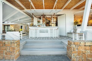 Bar (on property) - Adriana Beach (Pefkochori)