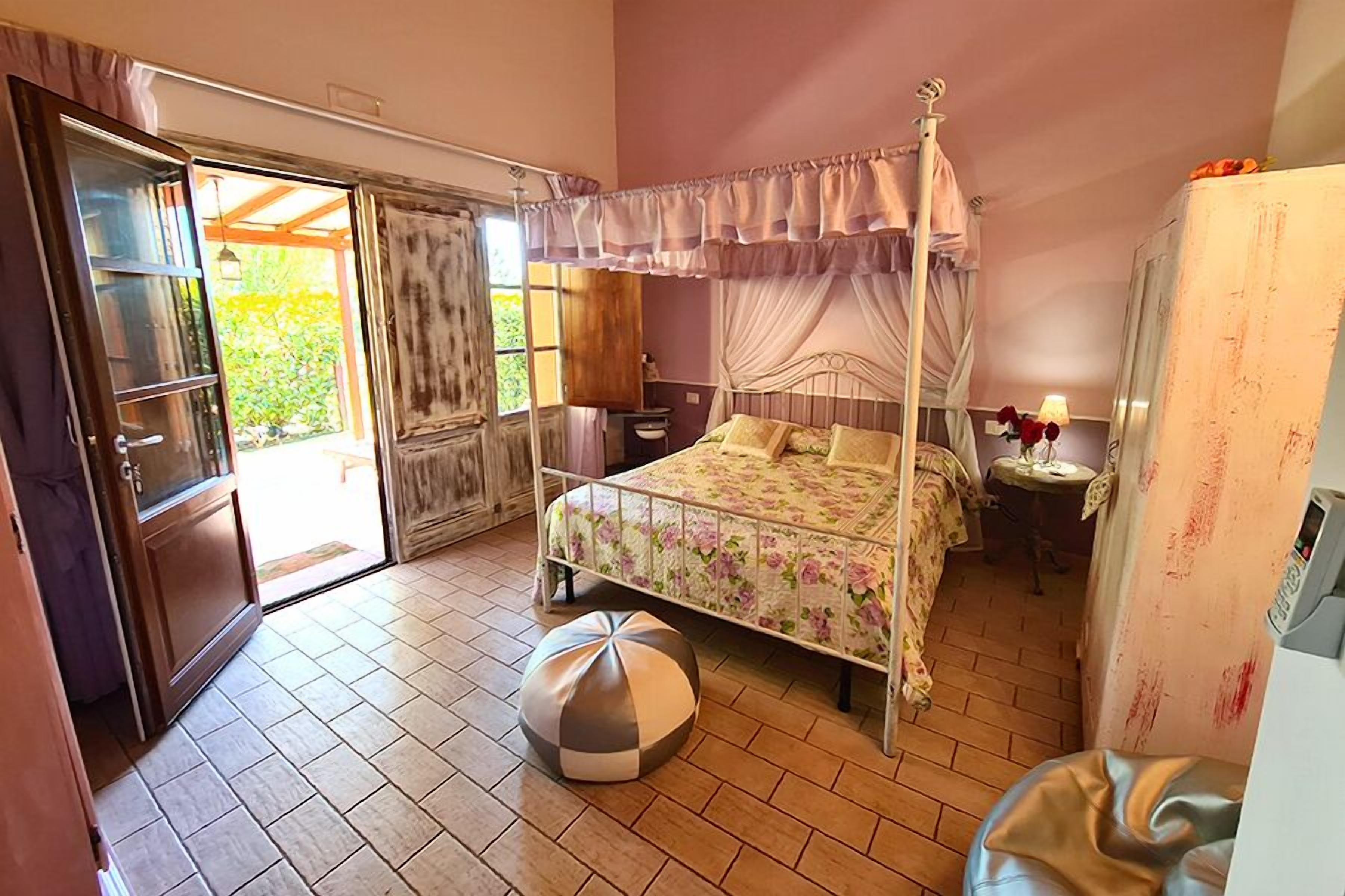 Studio | Babybetten, Zustellbetten, kostenloses WLAN, Bettwäsche