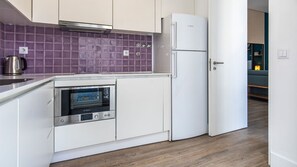 Microwave, stovetop, dishwasher, electric kettle - Ando Living - Abrantes Flats - 24 (Lisbon)