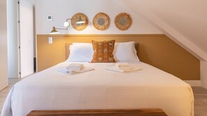 2 bedrooms, iron/ironing board, free cots/infant beds, bed sheets - Ando Living - Abrantes Flats - 41 (Lisbon)