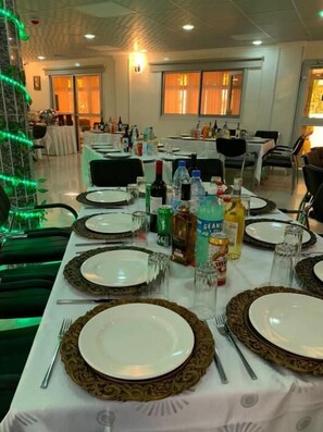 Restaurant - HOTEL FREESIA  (Yaoundé)