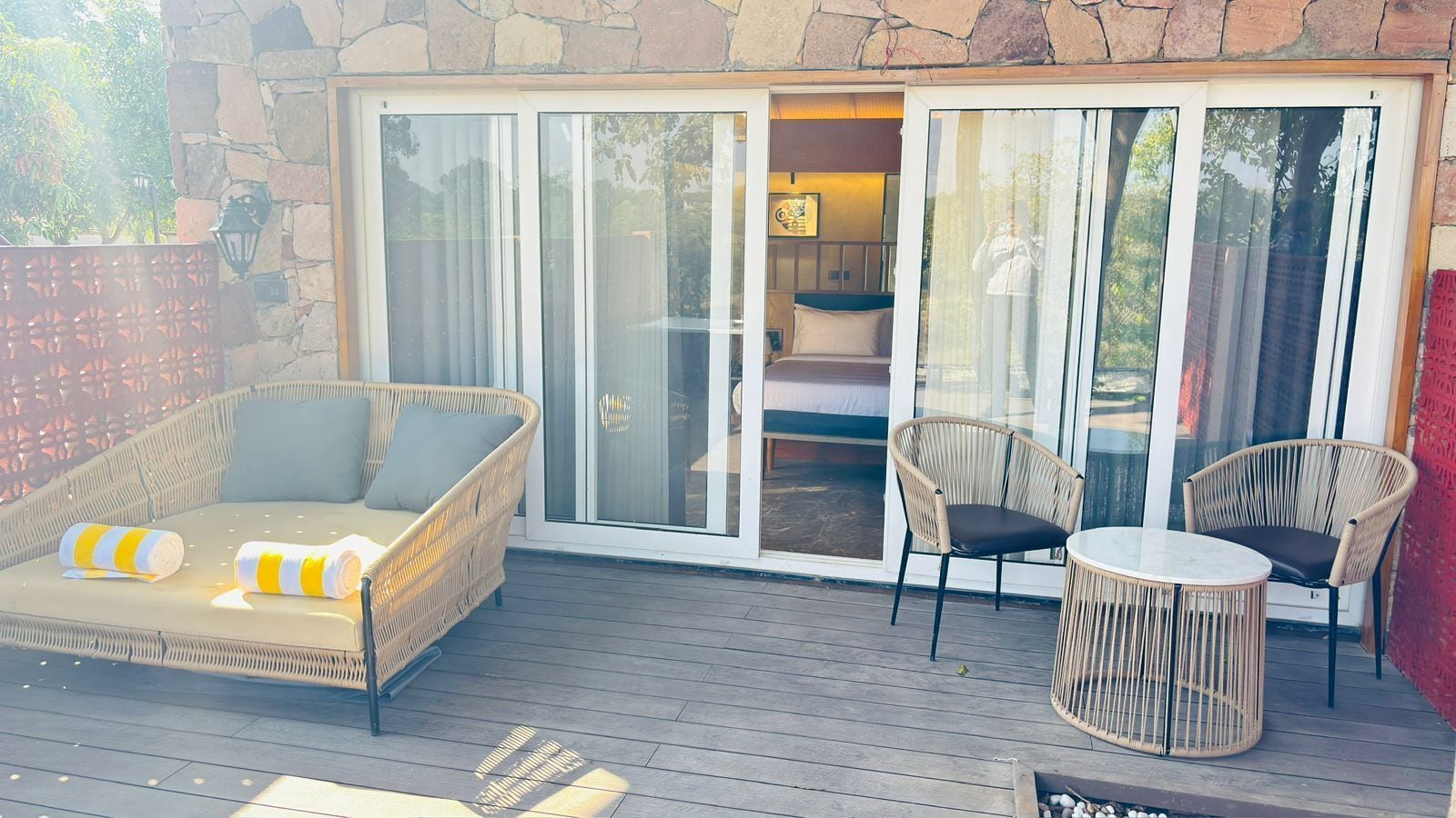 Studio Premier | Brankas, setrika/meja setrika, Wi-Fi gratis, dan seprai linen