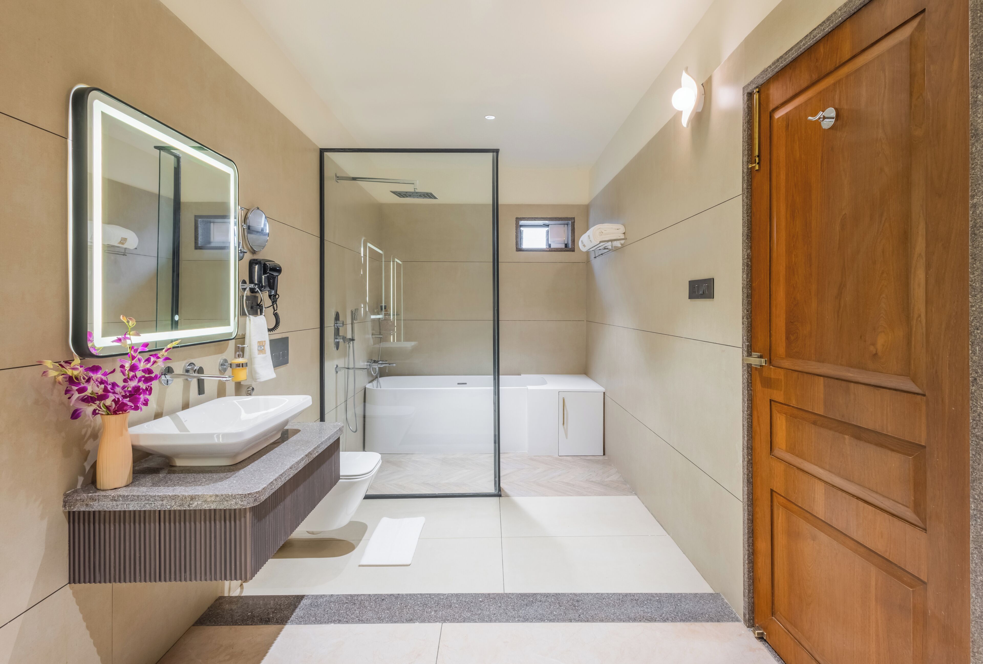Cottage, Bathtub, River View | Bilik Mandi | Kelengkapan dandanan diri percuma, pengering rambut, tuala disediakan 