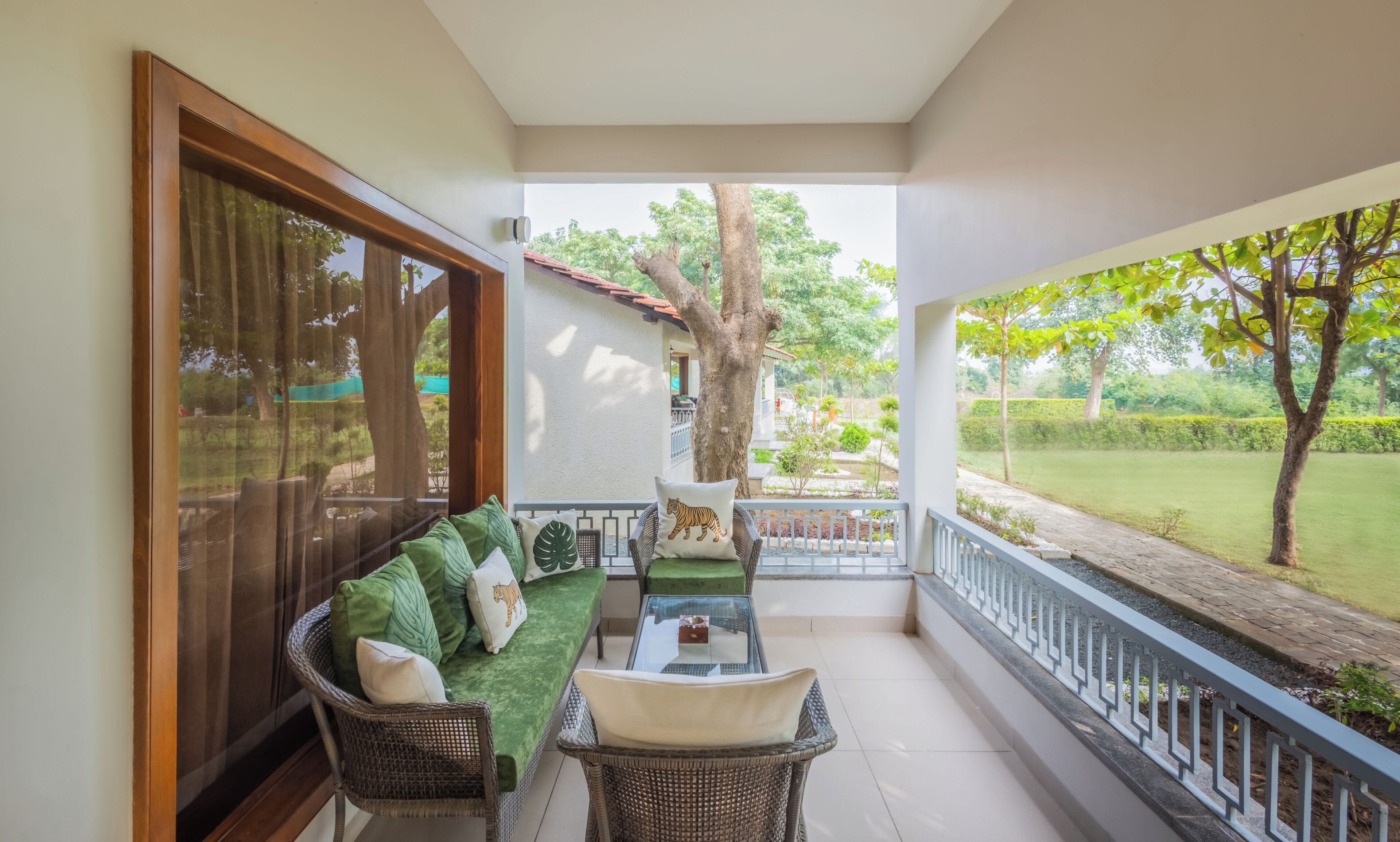 Cottage, Bathtub, River View | Balcony