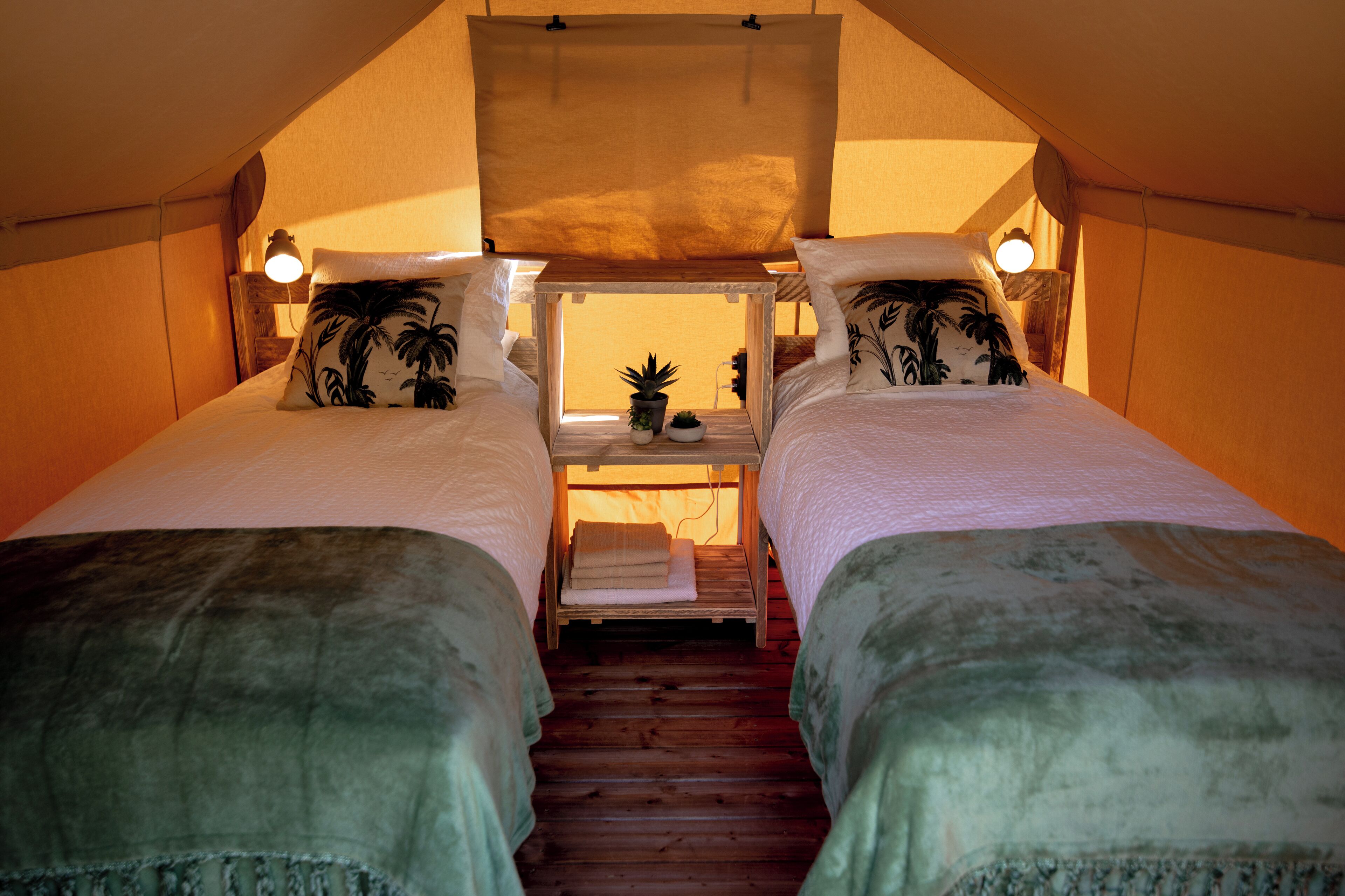 Adventure Lodge | Blackout drapes, iron/ironing board, free WiFi, bed sheets