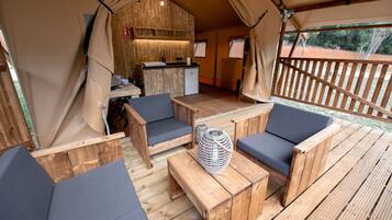 Nature Lodge | Terrace/patio