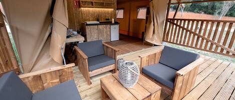 Nature Lodge | Terrace/patio