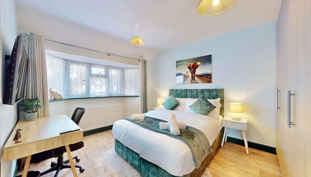 Modern high spec 5 bed home by wembley stadium. - Wembley | FeWo-direkt