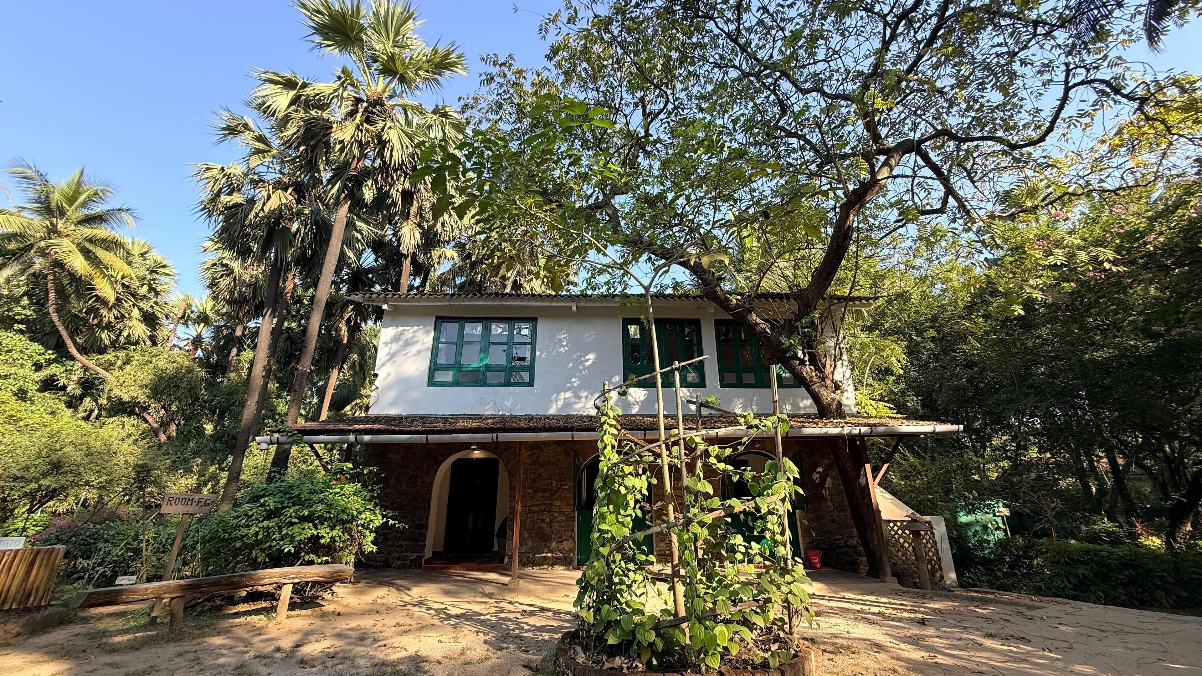 Premium bedding, individually furnished, blackout drapes, bed sheets