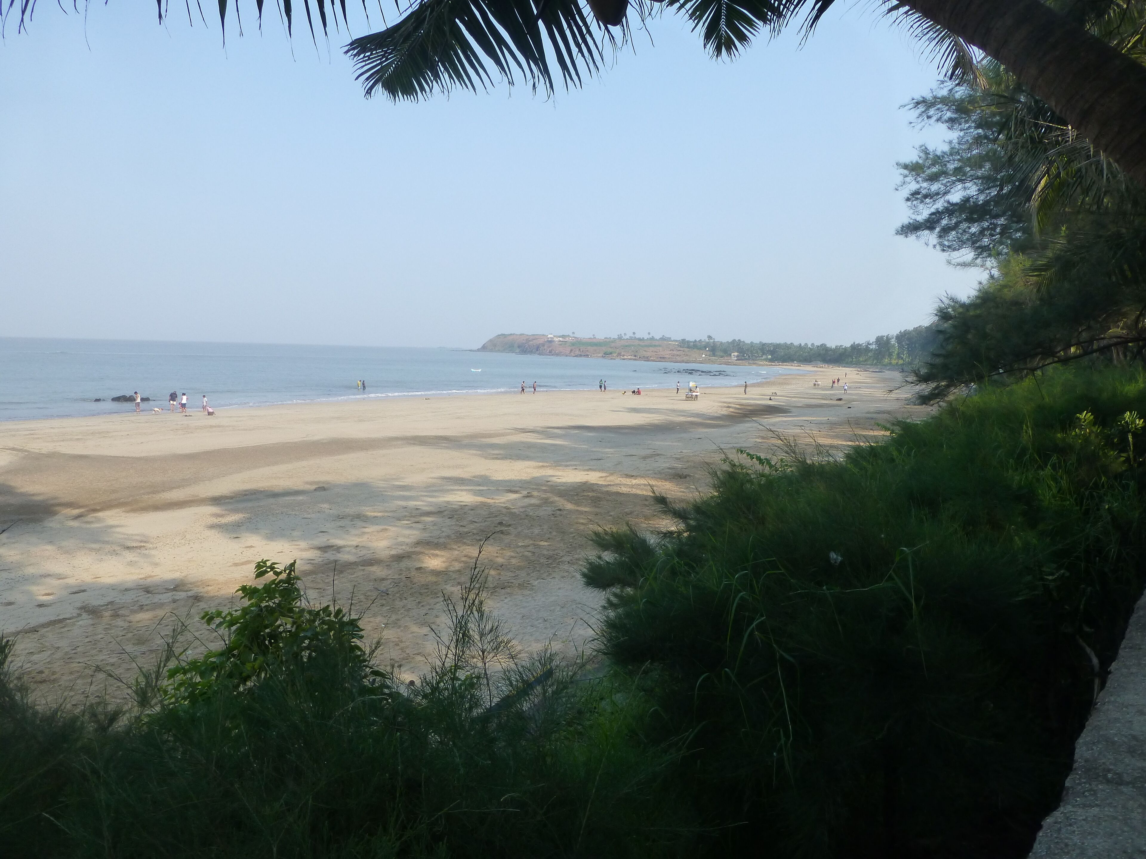 En la playa, arena blanca
