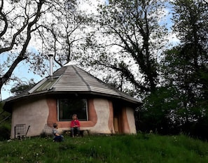 Exterior - Fox Cabin: Unique Cabin with Mountain Views (Prébois)