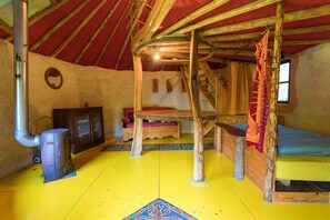 Room - Fox Cabin: Unique Cabin with Mountain Views (Prébois)