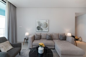 House, Smoking - Address JBR 2BR Steps to Beach Bluewaters (Dubai)