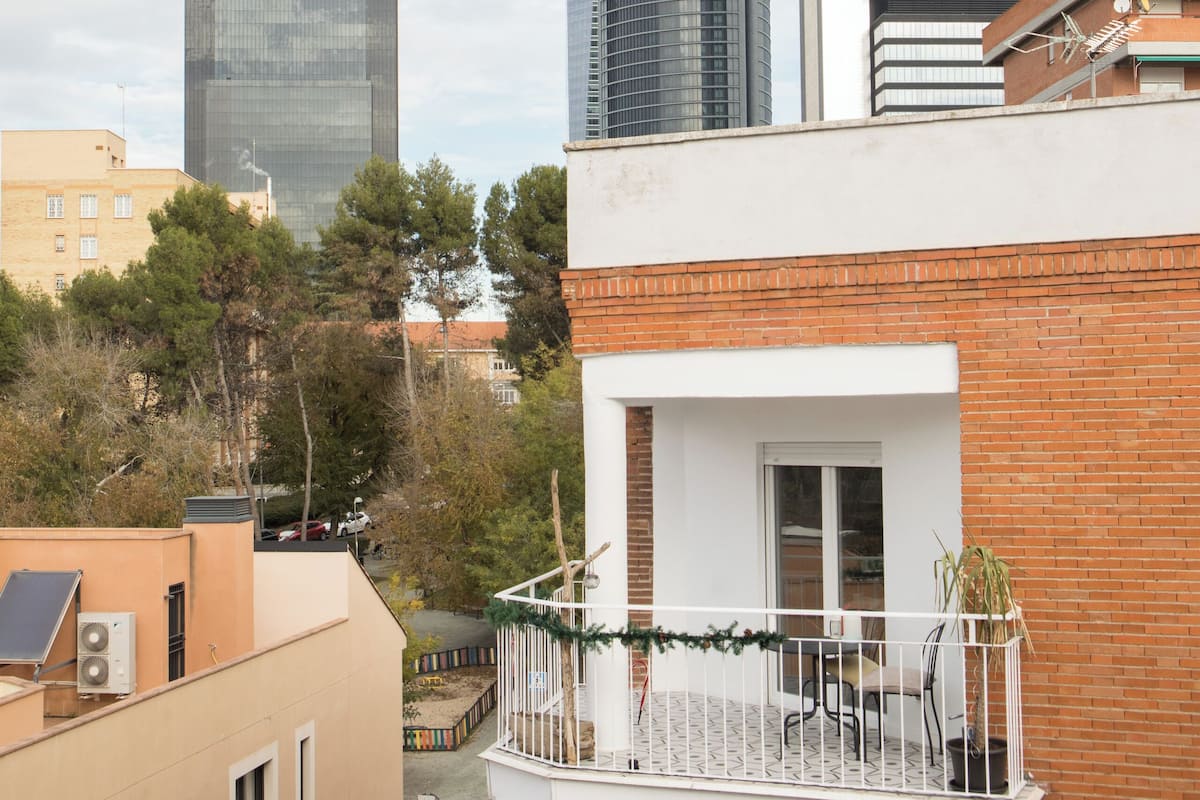 Apartamento standard | Ferros/tábuas de passar roupa, Wi-Fi de cortesia