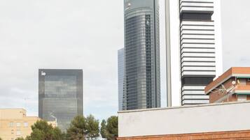 Standard Apartment | Iron/ironing board, free WiFi