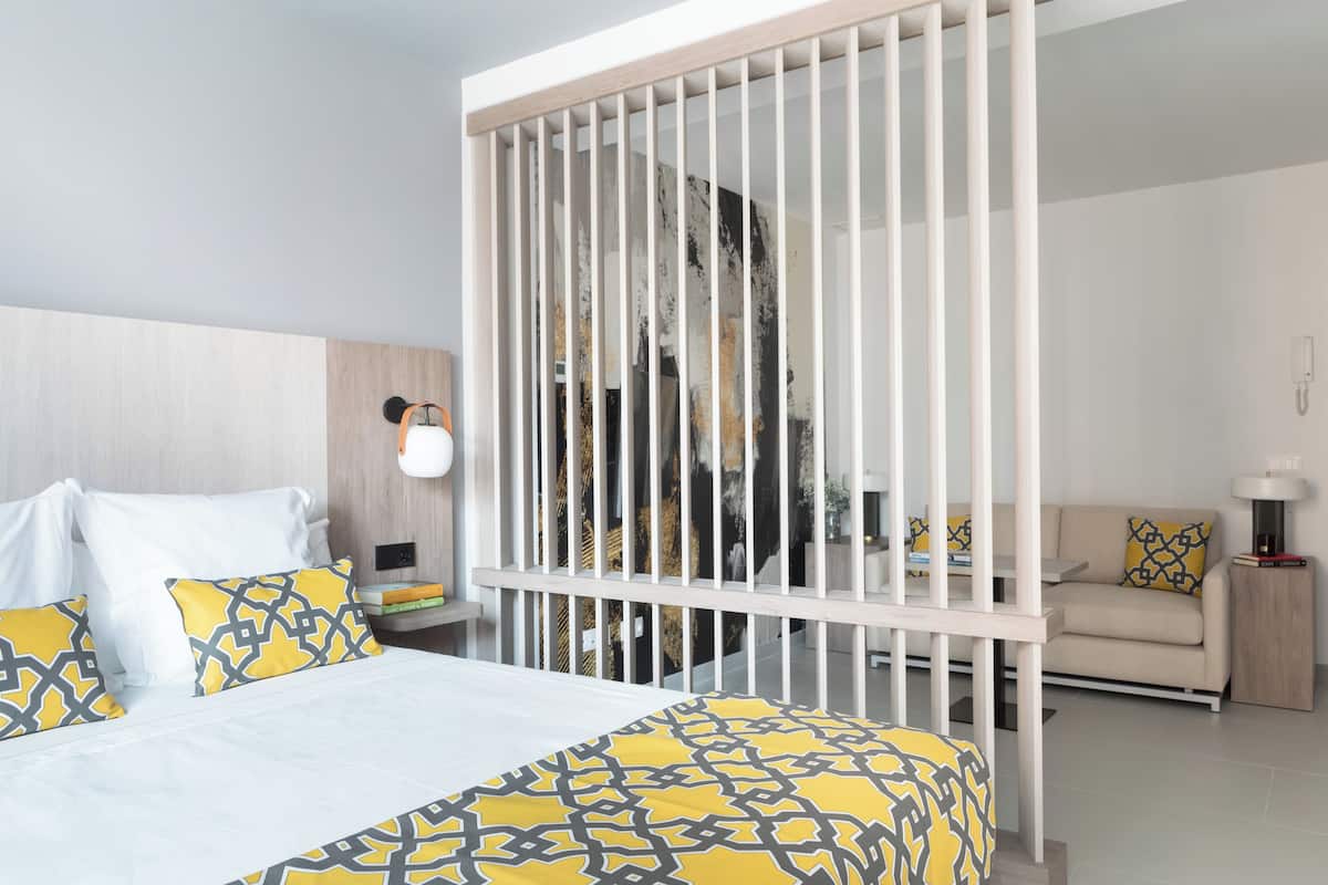 Estúdio standard, no piso térreo | Ferros/tábuas de passar roupa, Wi-Fi de cortesia