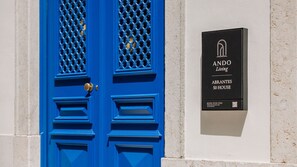 Entrada de la propiedad