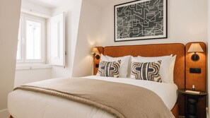 1 bedroom, iron/ironing board, free cots/infant beds, bed sheets - Ando Living - Corpo Santo House - 501 (Lisbon)