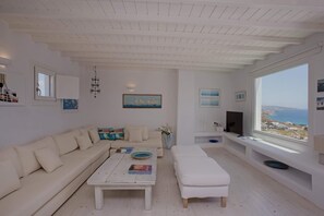 TV - Villa Talassa - My Rental Homes (Mykonos)