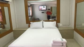 Habitación básica | Escritorio, wifi gratis y ropa de cama