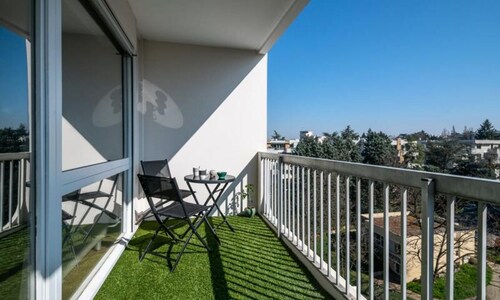 Apartment in Tassin With Panoramic Views