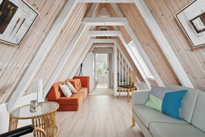 Living area - Lovely holiday home with sea view (Otterup)