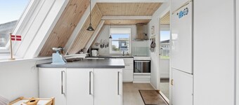 Lovely holiday home with sea view