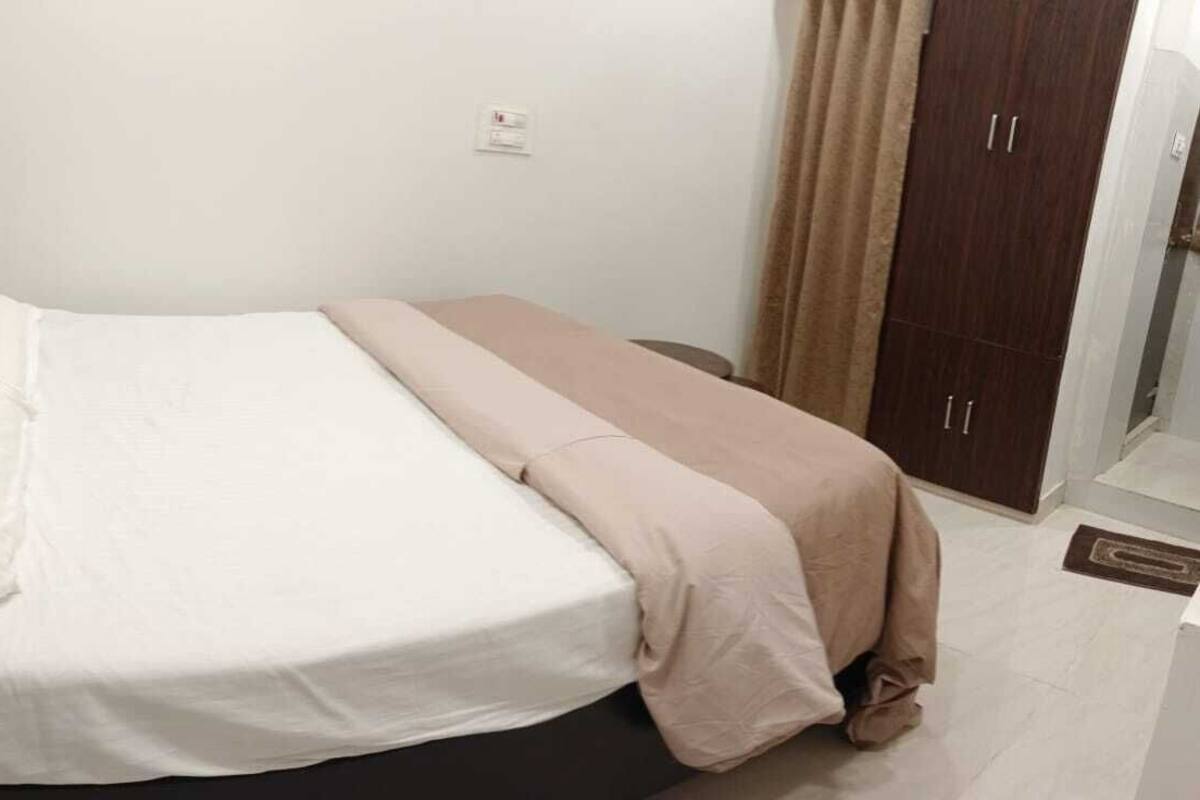 Basic Double Room | Free WiFi