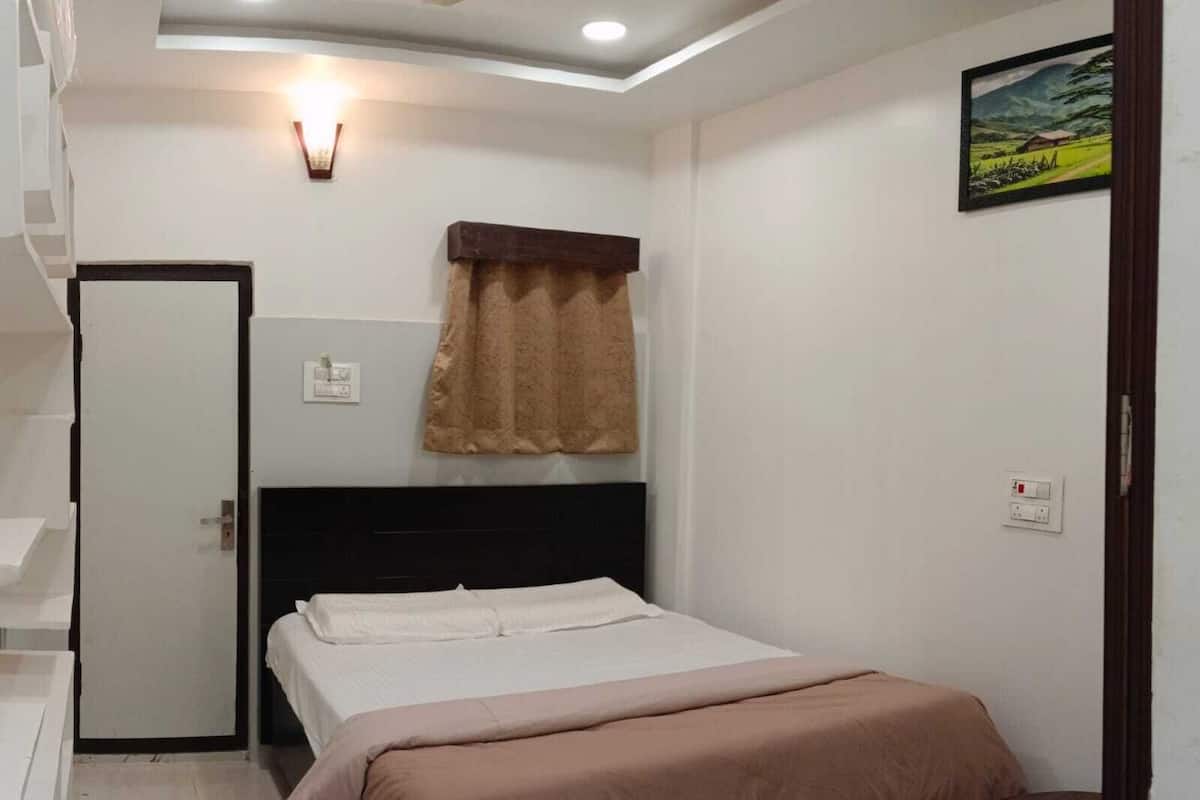 Standard Room | Free WiFi