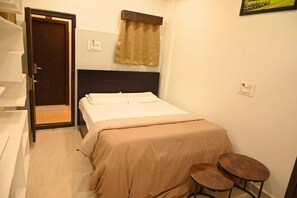 Basic Single Room | Free WiFi