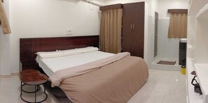 Deluxe Room | Free WiFi