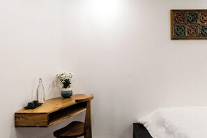 Economy Double Room | Iron/ironing board, free WiFi