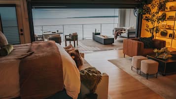 Fer et planche Ă repasser, Wi-Fi, draps fournis