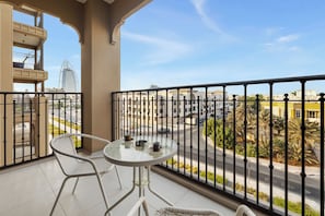 Terrace/patio - Stylish 1BR with Burj Al Arab View (Dubai)