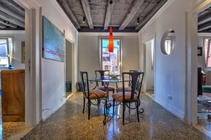 Dining - Biennial Pano-View (Venezia)