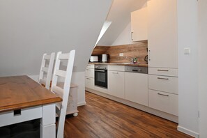 Fridge, oven, stovetop, dishwasher - Vacation home Cumulus - Apartment 4 (Büsum)