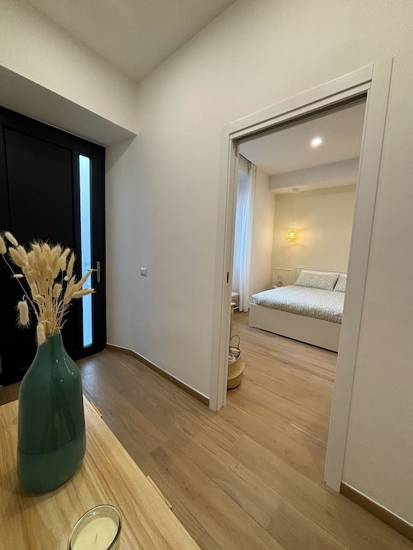 Bureau, Wi-Fi, literie fournie, accessible en fauteuil roulant