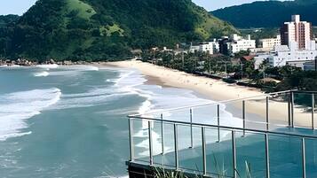 Luxury Apartment | Beach | On the beach, white sand, beach umbrellas, beach volleyball