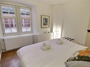 3 chambres, accès au Wi-Fi (inclus), literie fournie