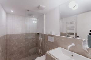 Shower, hair dryer, towels, soap - Cozy 2BR Apartment • Warm, Bright & Steps to Metro (Athens)