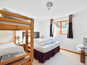 Room - Spacious apartment near slopes with balcony and parking (Thollon-les-Mémises)