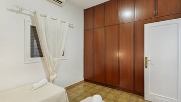 2 soveværelser, strygejern/strygebræt, sengetøj